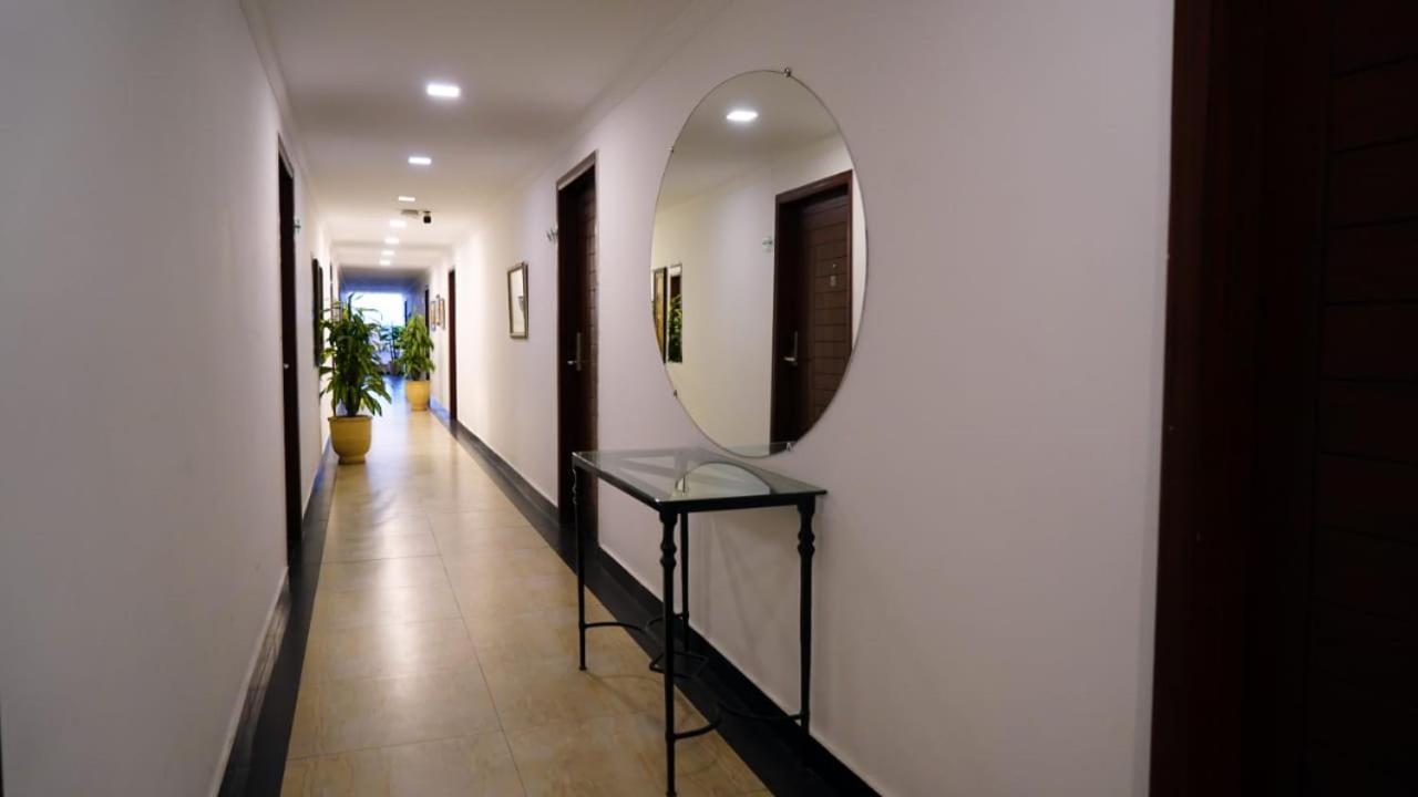 Hotel Oban ラホール エクステリア 写真