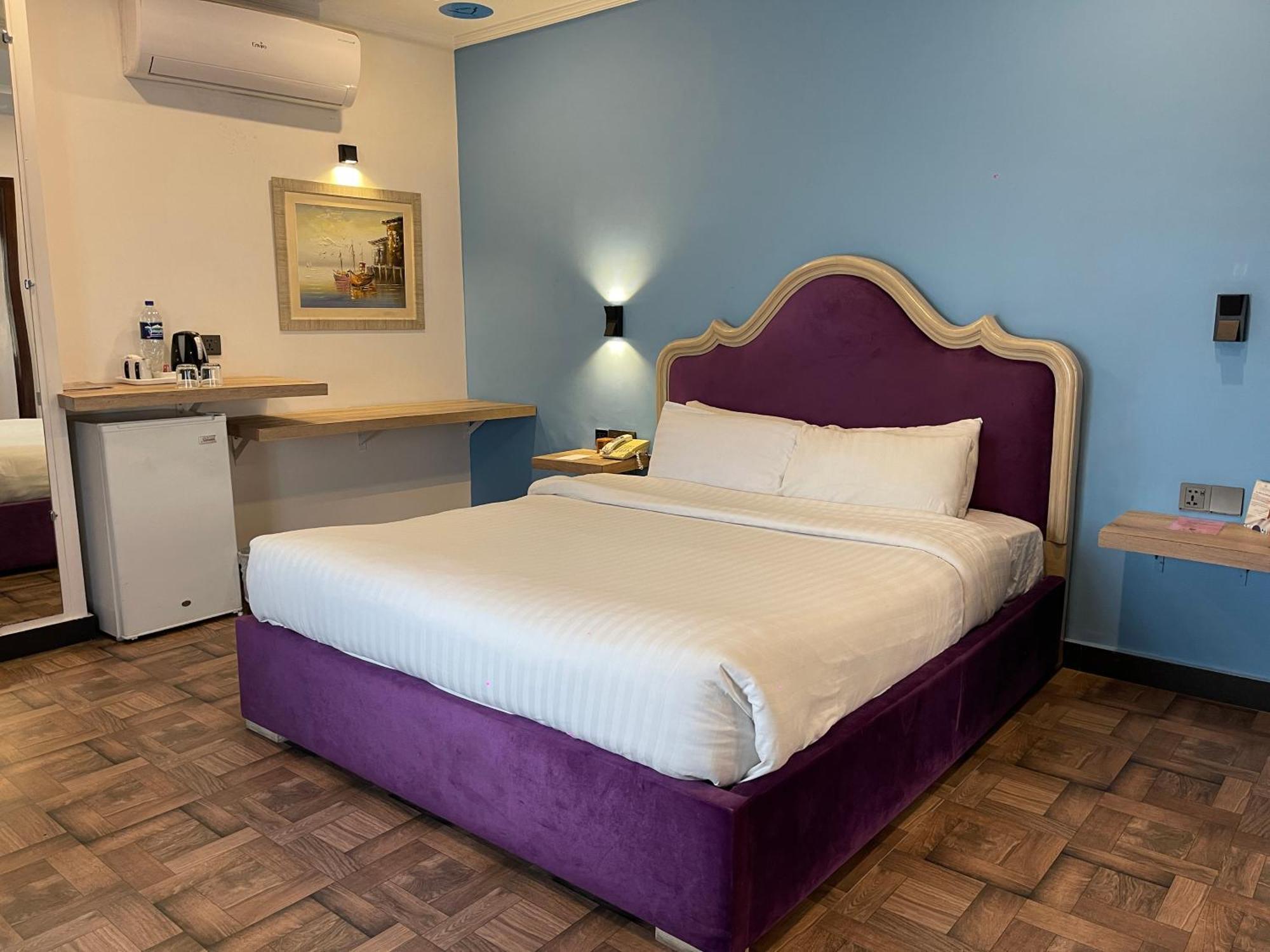 Hotel Oban ラホール エクステリア 写真