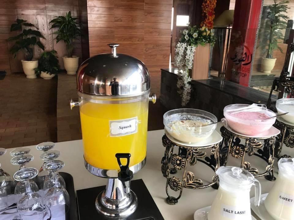 Hotel Oban ラホール エクステリア 写真